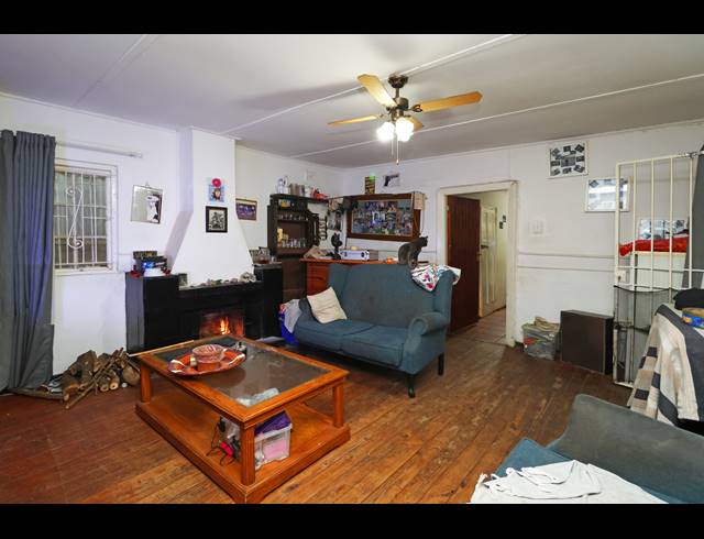 2 BEDROOM HOUSE FOR SALE IN LYNDHURST